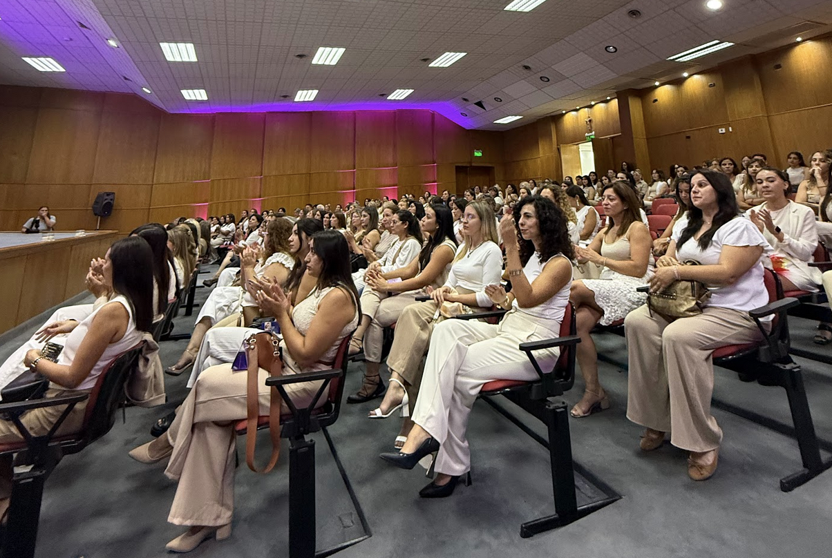 Misión de Mujeres Misión de Mujeres - Fundación Mujer en la Minería