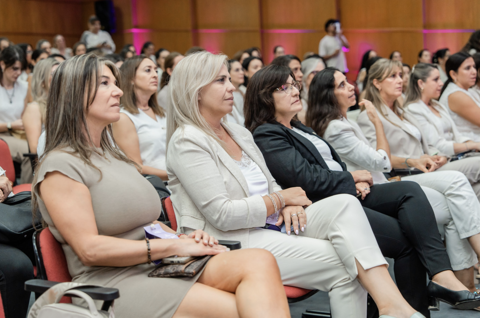 Misión de Mujeres Misión de Mujeres - Fundación Mujer en la Minería