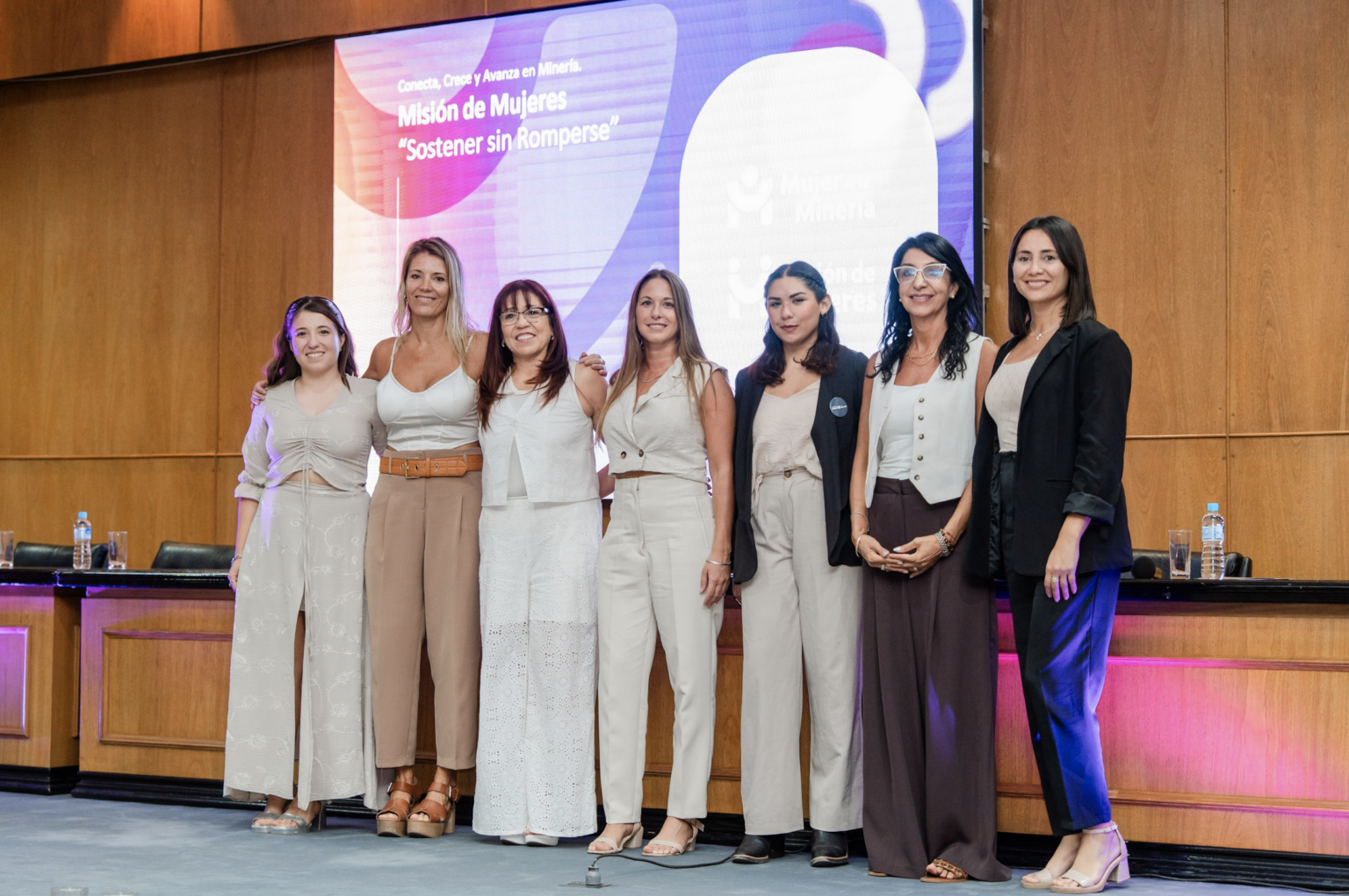 Misión de Mujeres Misión de Mujeres - Fundación Mujer en la Minería
