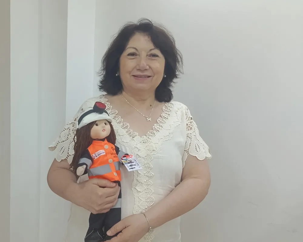 La muñeca minera mary creadora muneca minera